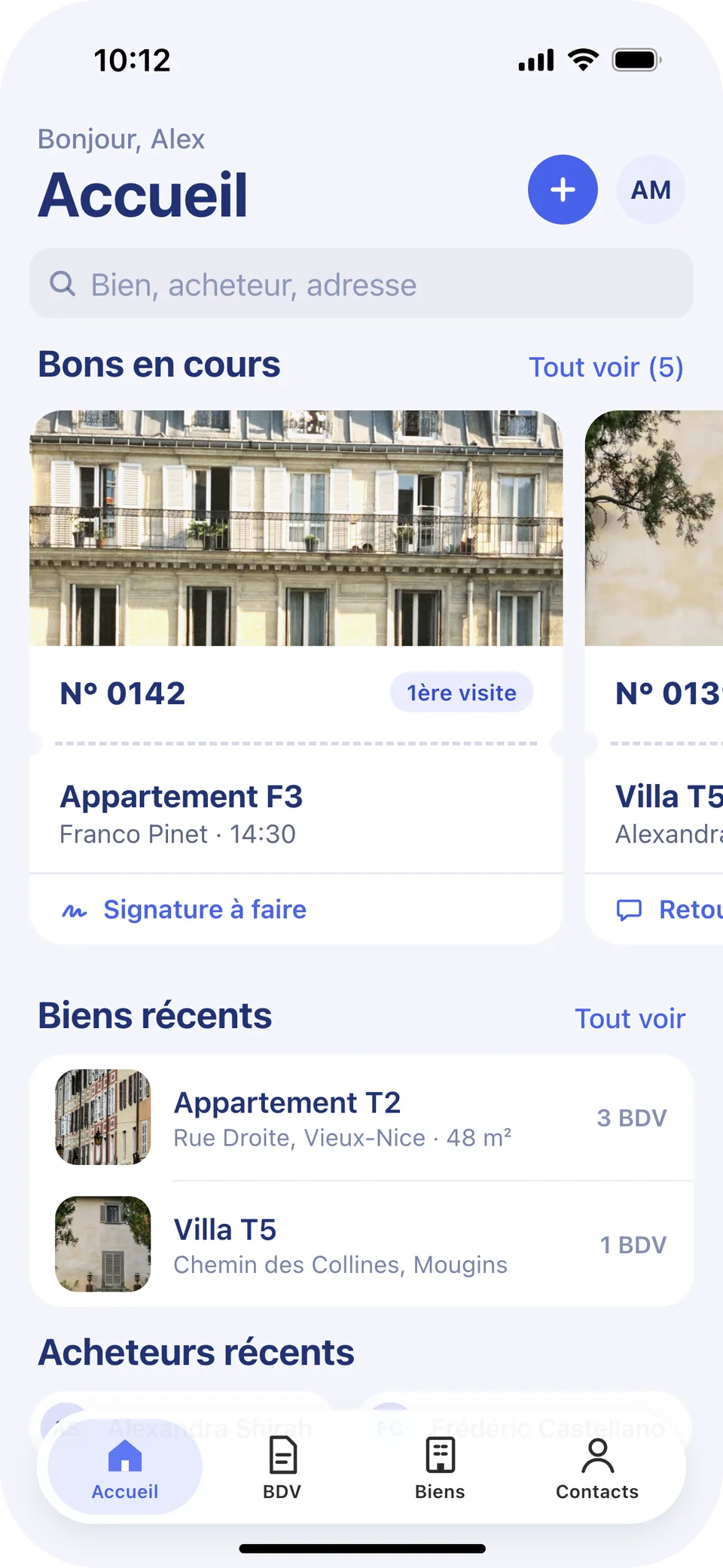 The redesigned Accueil: a carousel of visit slips with number and next step, recent properties and buyers, and a floating tab bar.